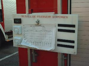 Bild: Atemschutz&amp;uuml;berwachungstafel wie sie in Dirmingen eingesetzt wird.