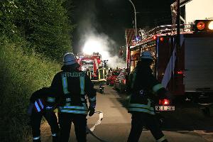 Bild: Die Feuerwehr aus den L&amp;ouml;schbezirken Bubach-Calmesweiler und Eppelborn war mit mehreren Fahrzeugen im Einsatz