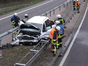 Bild: Unfallstelle auf der A1 in Fahrtrichtung Trier