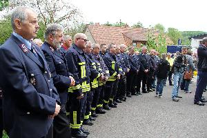 Bild: Zahlreiche G&amp;auml;ste aus den Reihen der Feuerwehr, aber auch interessierte B&amp;uuml;rgerinnen und B&amp;uuml;rger waren zur Einsegnung gekommen